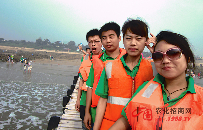 ������ͧ