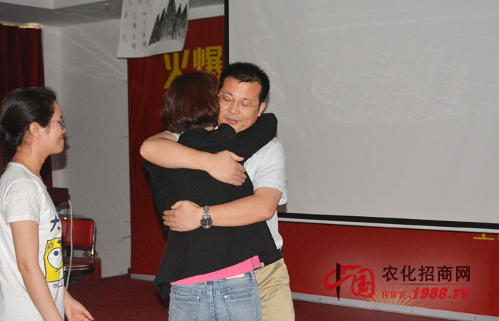 ȫ���Ը����c�F(tu��n)�(du��)�����L