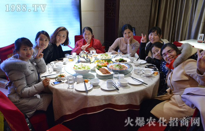 ���ˣ��y�ֲ��M�_����ƪ��