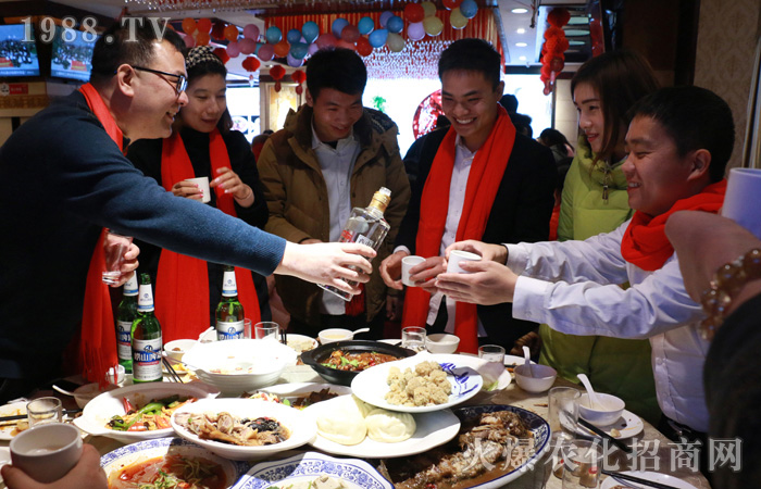 ���dʹ�����ƵZǰ�С��ڻ𱬳��L��·����