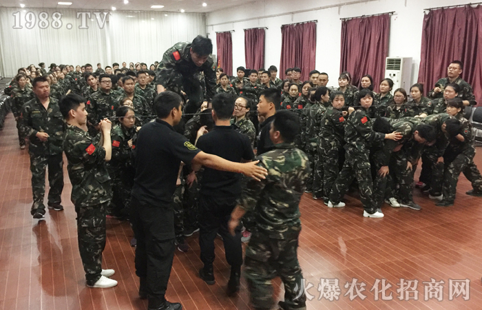 ������ȫ���Ը����،������ի@