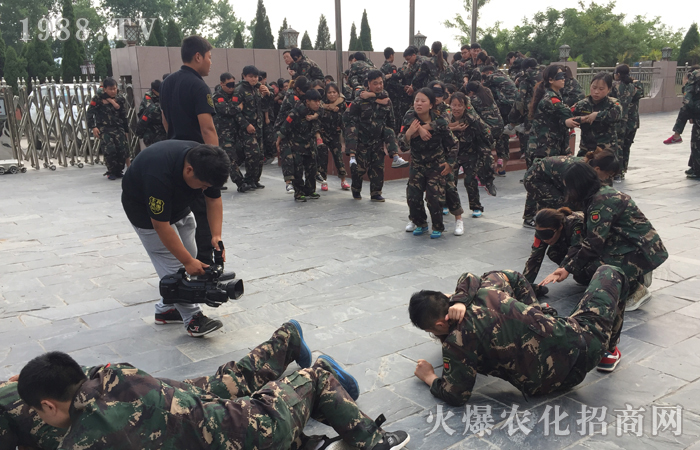 �����������س�����