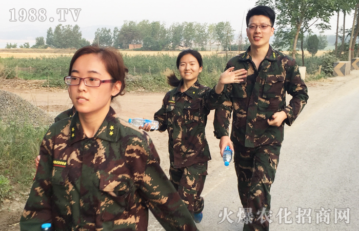 ���ĸ�������׃�Լ�