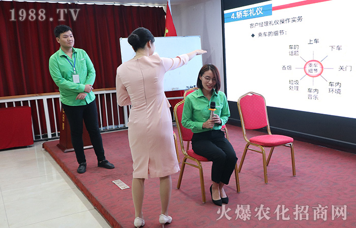 �W(xu��)��(x��)�Y�x����������