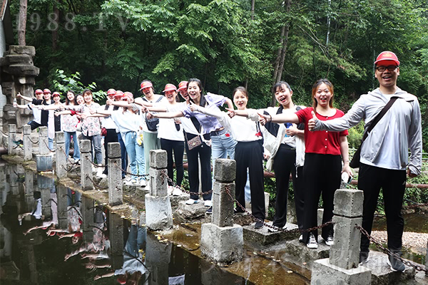 ���Լ���������ˮ���������(zh��ng)��