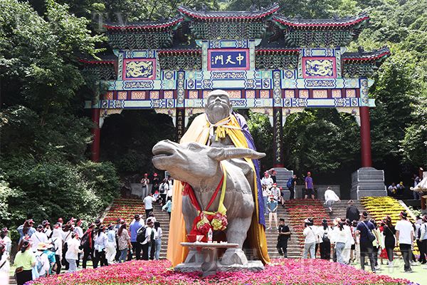 ���Ͼ�ɽ�иС�������Ӗ(x��n)���������õ��Լ�