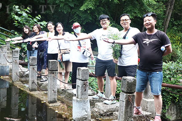 �����𱬾W(w��ng)���Ͼ�ɽ���������������Ї��W(xu��)��(j��ng)��