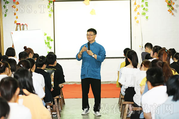 �Ͼ�ɽ֮��|�h�����g�@������һ�����gʢ���