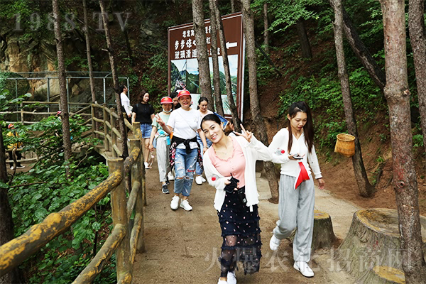 ̽����������֮�����W(xu��)��(x��)�����Ļ���(j��ng)��