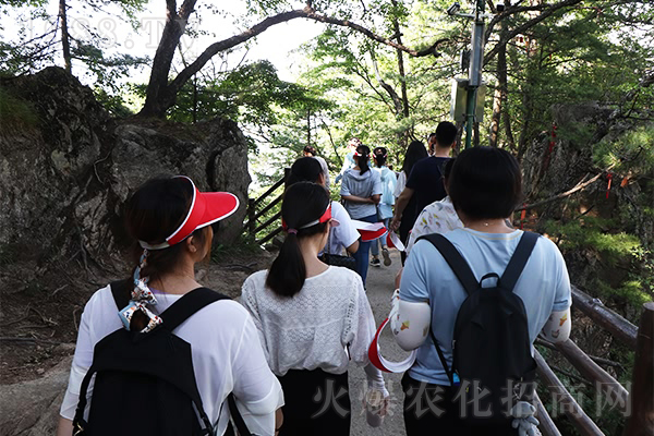 ���Ͼ�ɽ���W(xu��)���W(xu��)�Ļ���