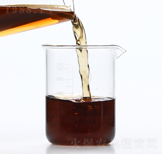 棕褐色動(dòng)物源氨基酸原液-潤佳圣