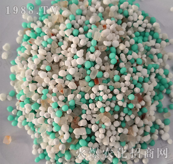 晶體鉀大蒜肥18-10-20-中農(nóng)榮耀