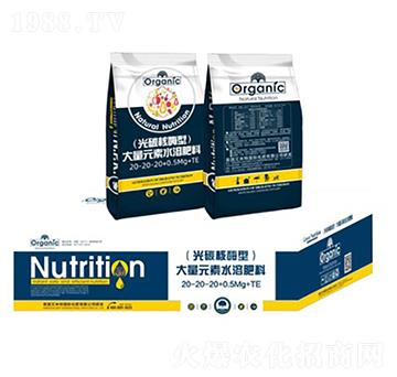 大量元素水溶肥20-20-20+0.5Mg+TE-沃博特