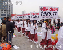 ���P����ɣ��Զ���Ц��׌�҂�����ȥ��˵�����