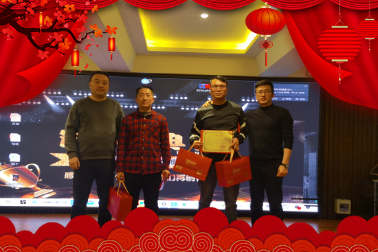 �����_��ף���µ�һ��һ����������������d¡��ؔԴ�V�M��