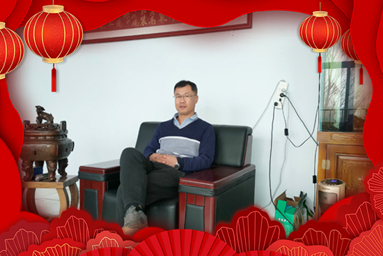 ���ڿ�����ø��ף���т�����옷�����w������ǰ�����\���������M��