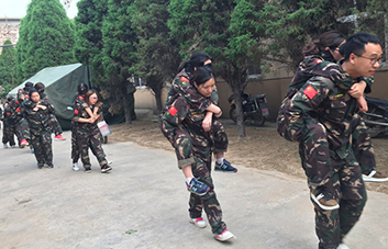 活在當(dāng)下，珍惜當(dāng)下，愛(ài)在當(dāng)下！