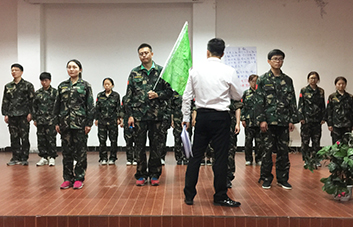 成王敗寇，再辣的青椒、再冷的冰水甘心承受！