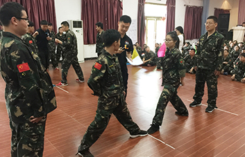 當(dāng)滿(mǎn)腦子里全是目標(biāo)時(shí)，只剩下方法和行動(dòng)！