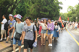 �˴��P(gu��n)�˗l�R·��8�l���й��µ��Ͻ������ˎ����I(l��ng)�����u�L(f��ng)����