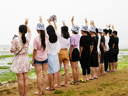 �𱬾W(w��ng)���u֮�����gЦ�c�����R�w��