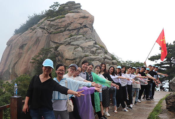 ����չ�������i���Q�����ˠ�(zh��ng)���𱬗�������