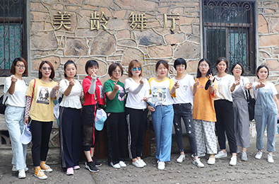 �𱬾W(w��ng)����ֻҪ��һ�������о͕�(hu��)�����Ҹ���΢Ц��