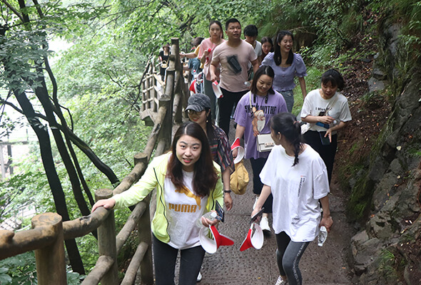 ���[��ɽ��ˮ��չ�����L(f��ng)�ɣ�