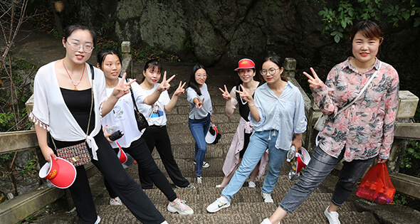 �S��̤��ǧɽ�fˮ���^ʯ�����p�w�٣�