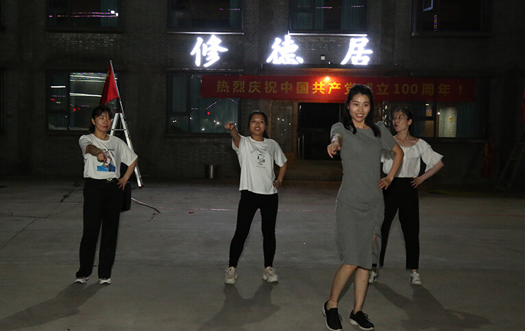 �𱬾W(w��ng)�Ͼ�ɽ�������֮��(y��u)���赸