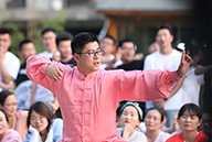 ��(qi��ng)�w���������ģ��˶��\�����������𱬾�Ӣ��(n��i)�����!